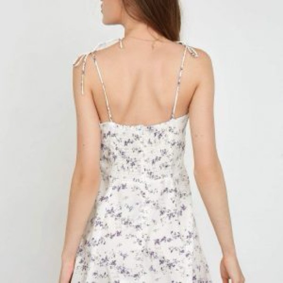 J.ING Ileana Cottagecore White Floral Mini Sun Dress - Picture 8 of 8
